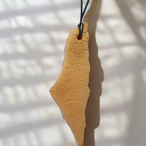 Gold Engraved Palestine Car Diffuser – Oud Scented (Lasts 30+ Days)